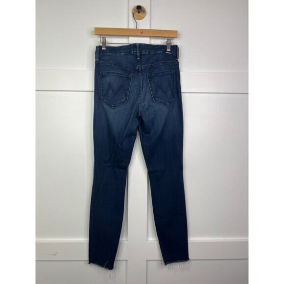 NEW Mother High Waisted Looker Ankle Fray Dark Wash in Tounge in Chic - Picture 6 of 9